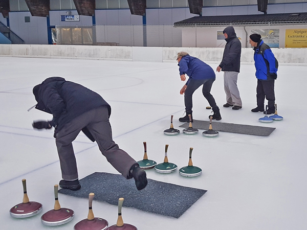 eisstockschiessen1_600x450.jpg